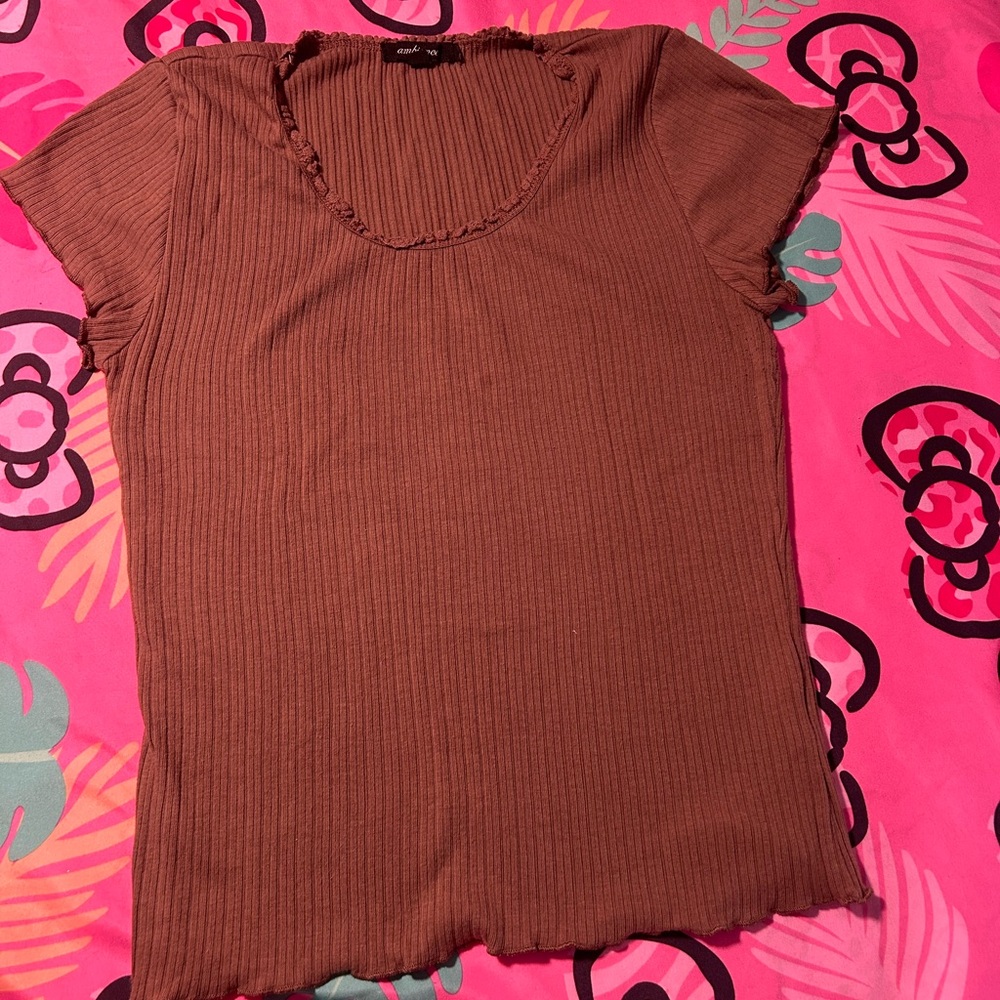 Brown shirt size L